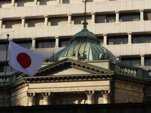 24.01.2013* Japão reduz impostos para estimular gastos de empresas