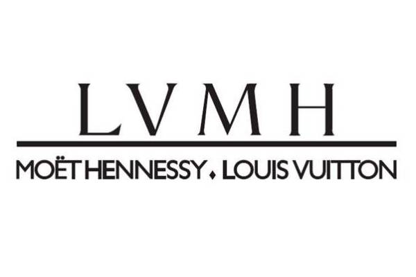 15.07.2013 * LVMH paga € 2 bi por grife italiana