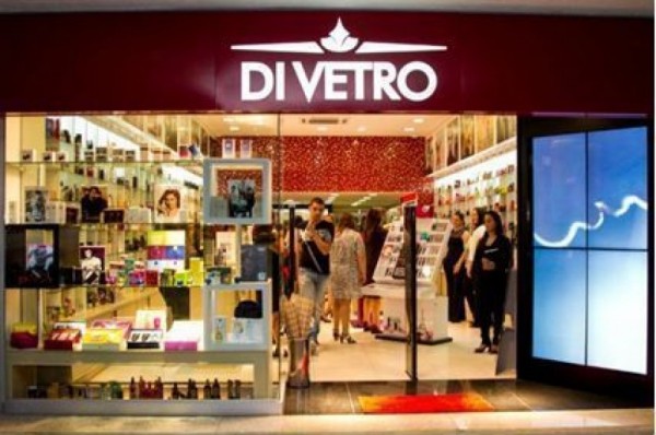 26.02.2014 * Inaugurada na Avenida Paulista, perfumaria paranaense Di Vetro chega em São Paulo
