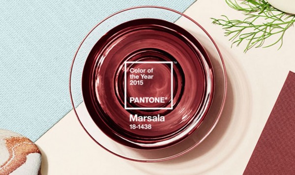 10.12.2014 * PANTONE revela a cor do ano de 2015: Marsala 18-1438