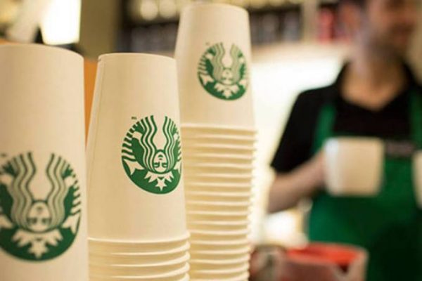 23.07.2018 * Starbucks e McDonald’s se unem para usar copos recicláveis