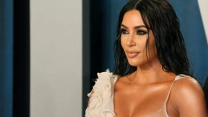 Coty compra 20% do grupo de beleza de Kim Kardashian por US$ 200 milhões