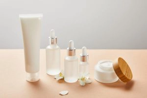 Cosméticos com refil diminuem descarte de embalagens