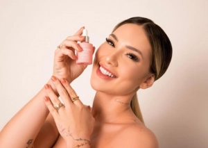 Virgínia Fonseca lança sua própria marca de beleza: Wepink Sérum facial 10 em 1