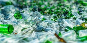 Entenda por que reciclagem de vidro ainda não engrenou no país