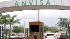 Falta de técnicos na Anvisa trava investimentos de R$ 17 bilhões