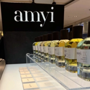 Em parceria com a Skin Lab, Amyi lança novos perfumes no mercado brasileiro