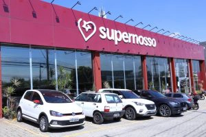 Acordo Até 2026: Supernosso nega fim da parceria com o Carrefour