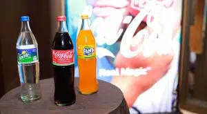 Coca-Cola Sri Lanka volta a engarrafar reutilizáveis em crise cambial