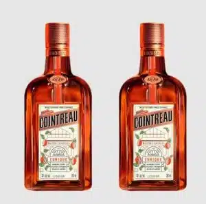 Licor Cointreau tem a garrafa modernizada