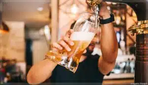 Setor de cerveja no Brasil cresce quase 12% em 2022