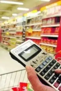 Alta no setor de alimentos puxa inflação de dezembro para 1,20%