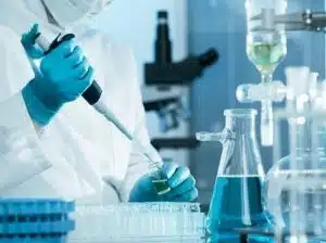 Laboratórios nacionais dominam 72% do mercado farmacêutico em unidades