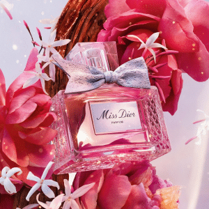 Dior, do Grupo LVMH apresenta Miss Dior Parfum (2024)