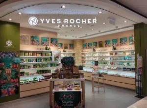 Proprietário de Yves Rocher negocia venda de fábrica francesa de perfumes para Arcade Beauty