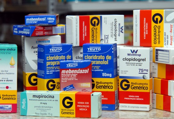 02.02.2015 * As 10 maiores indústrias farmacêuticas do país em 2014